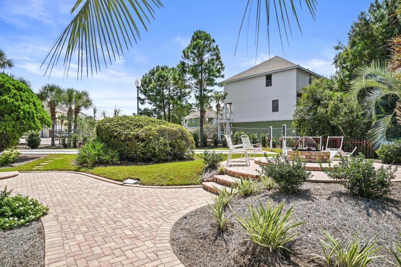 St Thomas Square By Panhandle Getaways